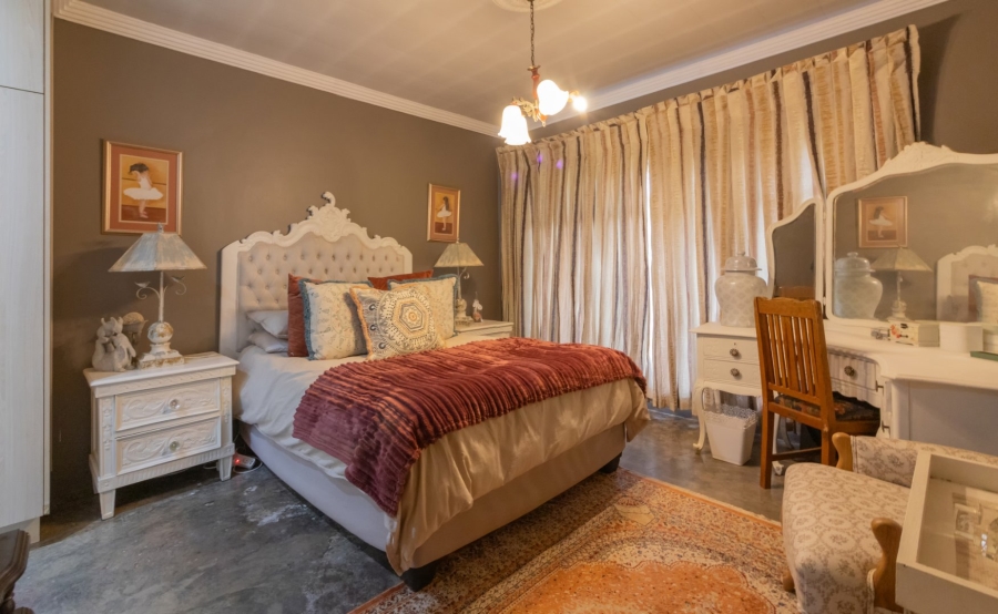6 Bedroom Property for Sale in Elandia Free State
